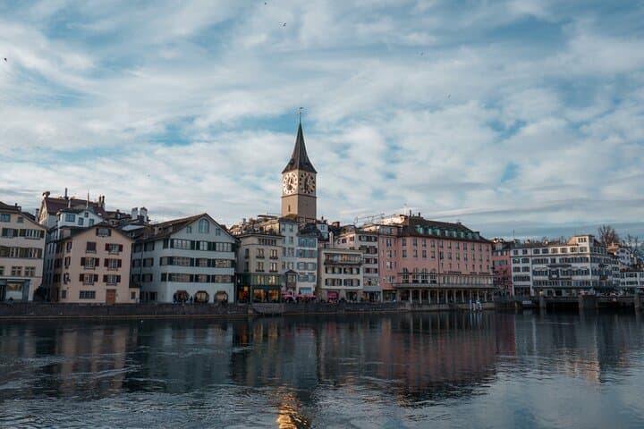 Zurich to Rhine Falls and Lindt: A Full-Day Chocolate and Waterfall Experience photo 3