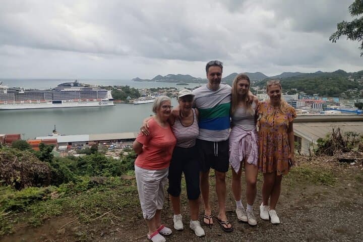 Private Customizable St. Lucia Day Tour — Sulphur Springs, Pitons & Local Flavors photo 6