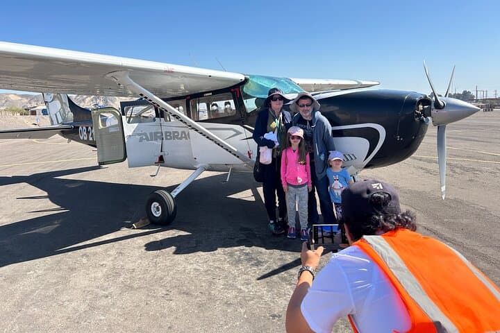 Nazca Lines Overflight and Huacachina Oasis Private Day Tour from Lima