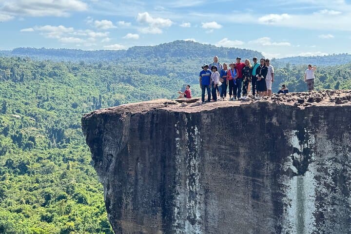 2-Day Angkor Wat, Beng Mealea & Kampong Phluk Cultural Tour