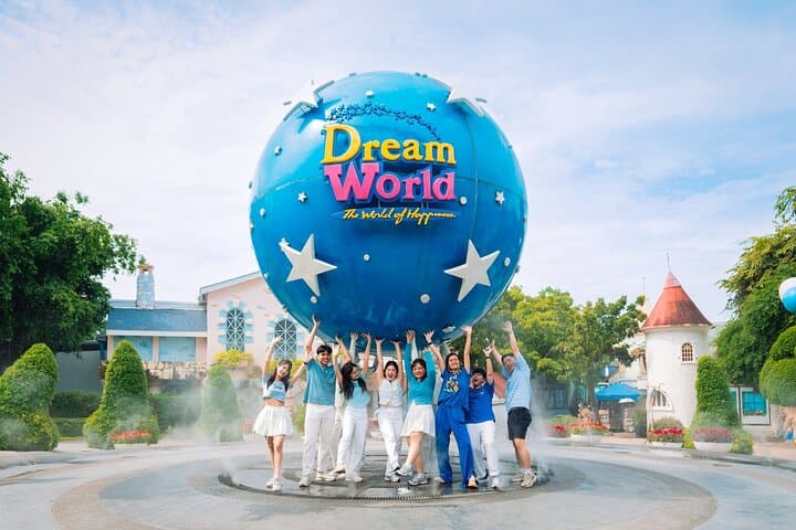 Dream World Bangkok: Unlimited-Rides Guide for Families and Thrill-Seekers photo 4