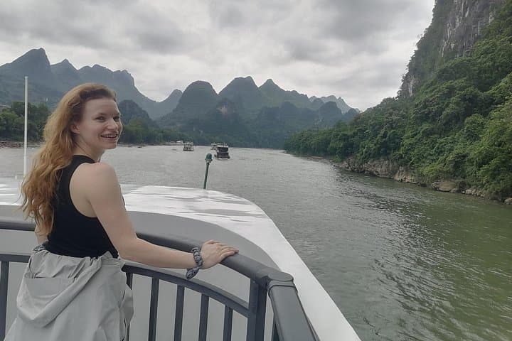 Li River Cruise to Yangshuo: Private Day Tour Through Guilin's Karst Peaks photo 1