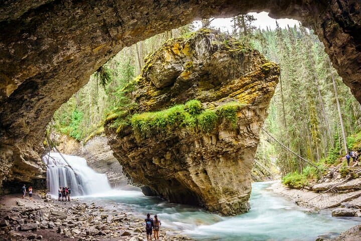 Self-Guided Canadian Rockies Audio Tour: Drive Banff, Jasper & Icefields Parkway photo 2