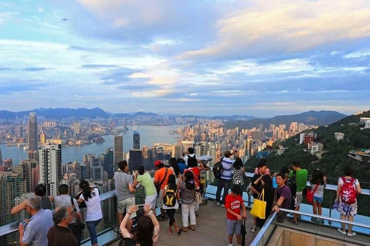 Peak Tram to Victoria Peak & Sky Terrace 428: Hong Kong Skyline Ride photo 2