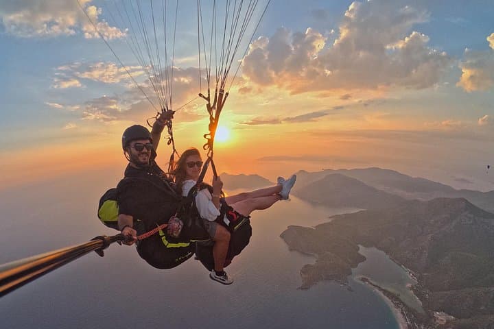 Paragliding Over Ölüdeniz: Babadağ Tandem Flights from Fethiye