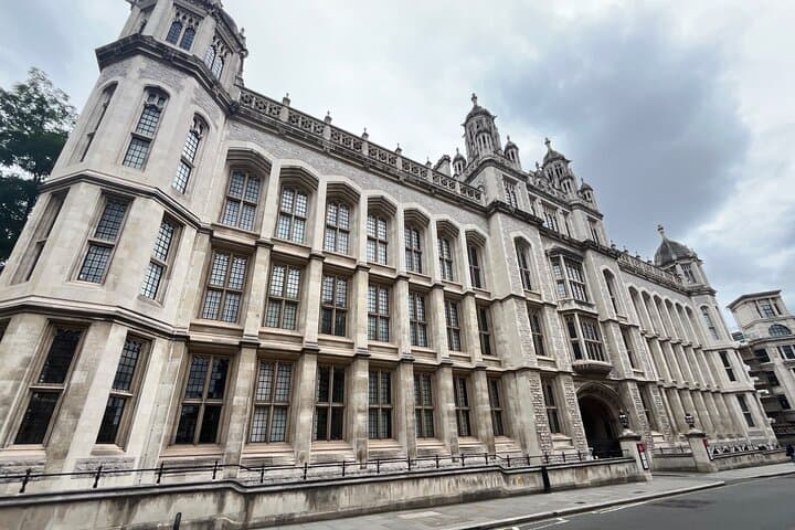 Walk Thomas Cromwell’s London: Wolf Hall Tudor Walking Tour photo 4