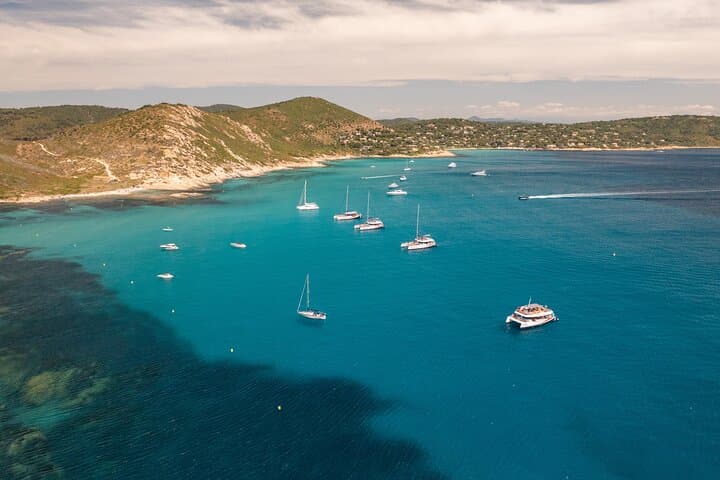 Sail to Cap Taillat: Full-Day Catamaran with Lunch from Saint-Raphaël photo 3