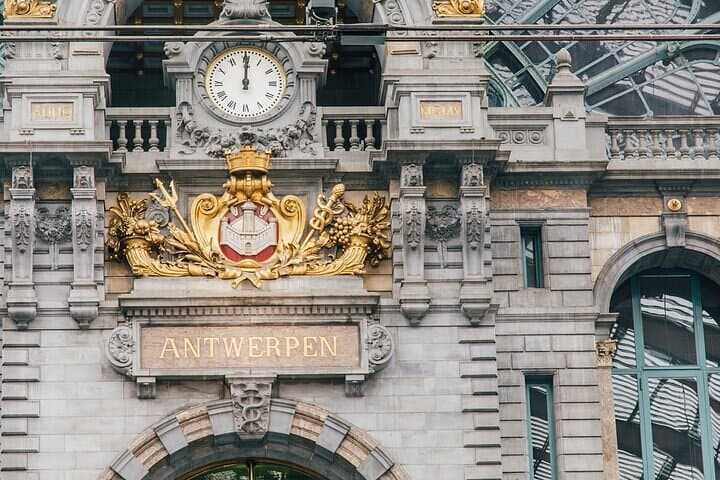 Half-Day Private Tour: Highlights & History of Antwerp Walking Experience photo 2