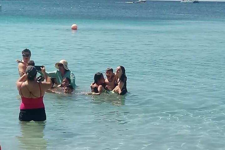 Roatan Mega Combo: Zipline, Sloth Encounters & Barrier Reef Snorkel photo 6