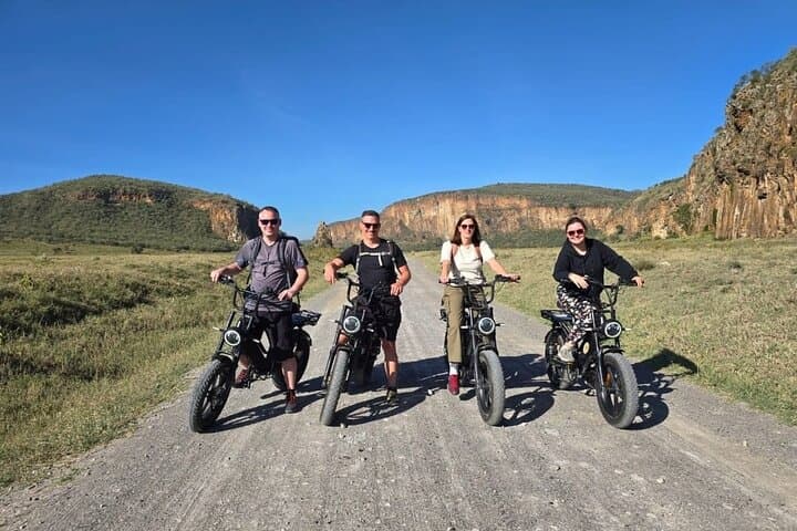 E‑Biking Hell's Gate: Ebike Cycling & Gorge Hike from Naivasha