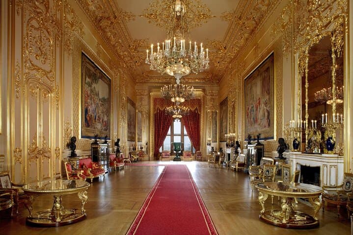 Windsor, Stonehenge and Bath Private Day Tour from London — Castle, Stones & Roman Baths photo 2