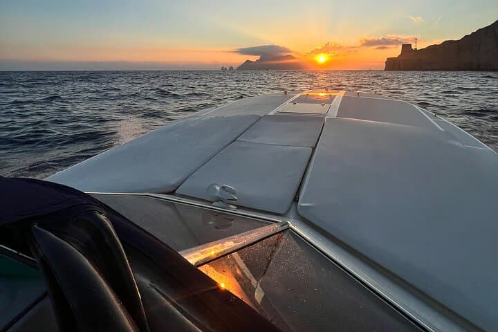 Sorrento Private Sunset Cruise with Prosecco, Spritz & Limoncello photo 4