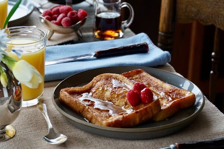 French Quarter Breakfast Walking Tour: Historic Morning Stroll & Pain Perdu photo 2