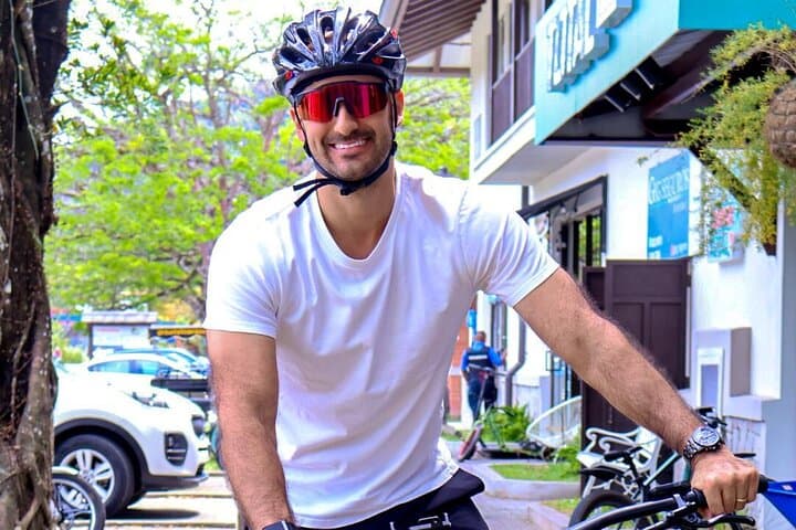 El Valle E-Bike & Canopy Zipline: Private Electric Bike Tour in Panama's Volcanic Crater photo 3