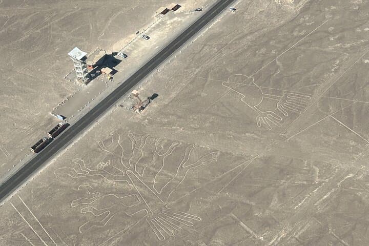Nazca Lines Overflight and Huacachina Oasis Private Day Tour from Lima photo 6