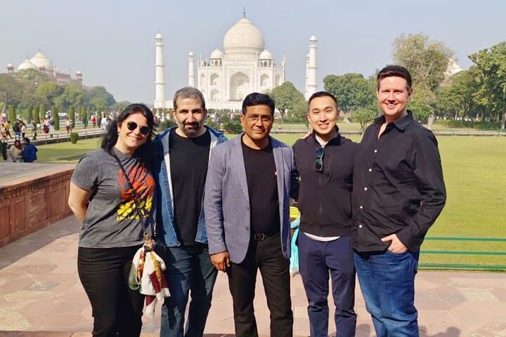 Sunrise at the Taj Mahal: Same-Day Agra Tour from Delhi photo 4