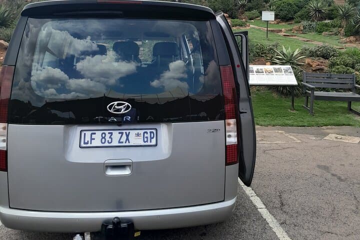 Johannesburg Private Chauffeured Flexi Drive — 5-Hour Custom Transport photo 3