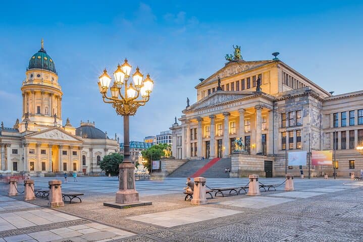 Deluxe Berlin Shore Excursion from Warnemünde — Full-Day Highlights Tour