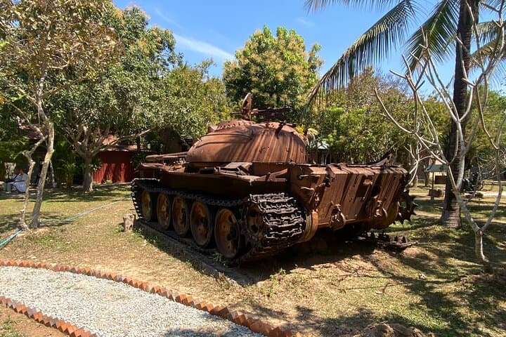 Siem Reap Killing Fields & Hidden Gems: Private 4-Hour Tour with English-Speaking Driver photo 3