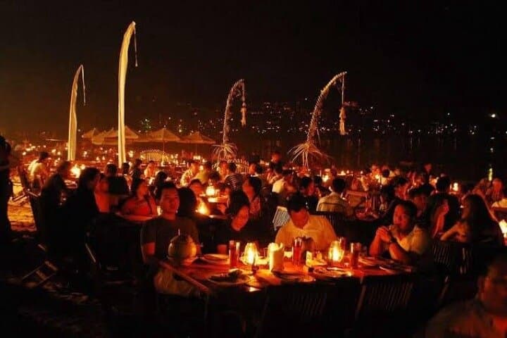 Sunset Seafood Dinner on Jimbaran Beach — Private Romantic Beachfront Feast in Bali photo 3