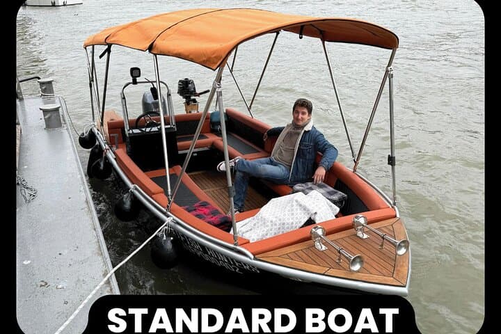 Paris Seine River Private or Shared Boat Tour — 90-Minute Sightseeing Cruise photo 2