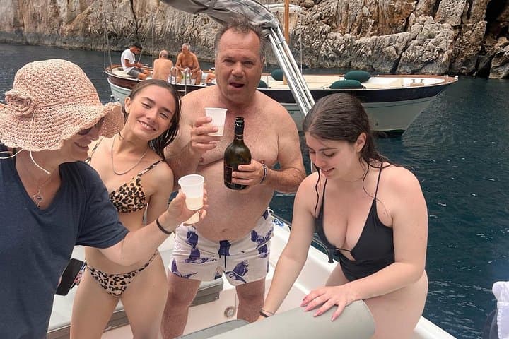 Private Capri and Positano Boat Tour from Sorrento — Full-Day Private Cruise photo 4