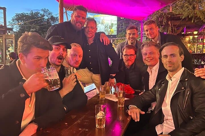 Berlin Night Pub Crawl: Shots, Clubs & Party Through the City photo 5