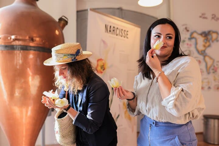 Full-Day Nice, Grasse & Saint-Paul-de-Vence Tour: Markets, Perfume and Provençal Art