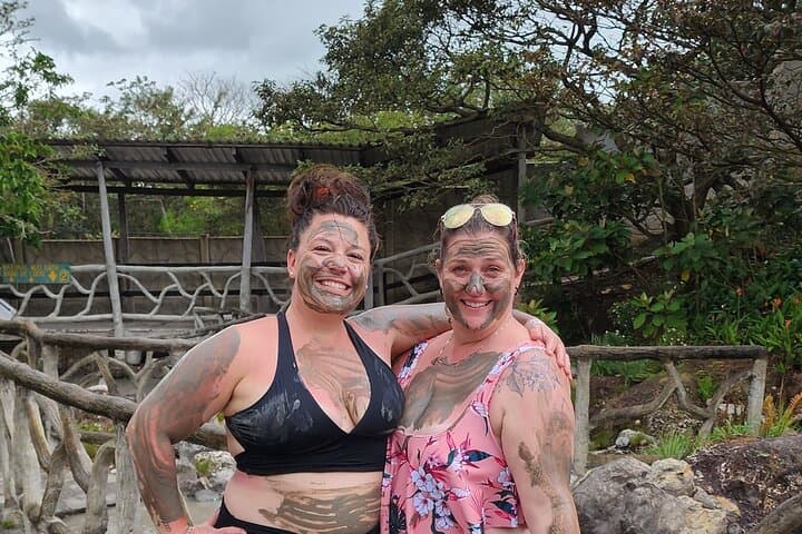 Private Volcanic Oasis Day Tour to Miravalles Hot Springs & Walkable Crater photo 4