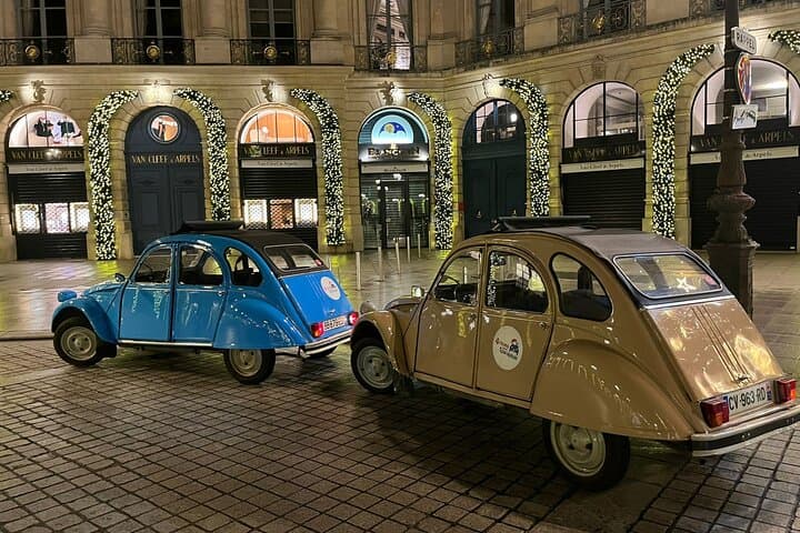 Paris Christmas Lights Private 2CV Tour — Champs-Élysées & Eiffel Night Drive photo 6
