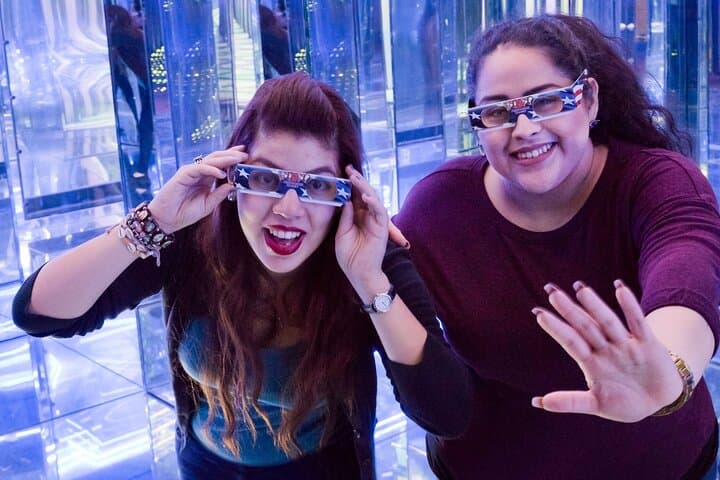 San Antonio Amazing Mirror Maze & Escape Rooms — 4D Infinity Maze Experience photo 6