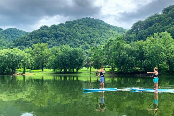 Paddleboarding and Kayaking at Summersville Lake: Practical Guide to a Two-Hour Scenic Paddle photo 2