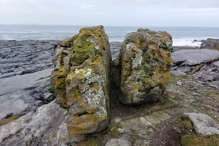 Private Luxury Tour to the Cliffs of Moher via the Wild Atlantic Way from Dublin photo 2