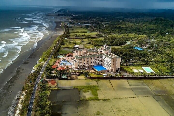 Cox's Bazar: Exploring the World's Longest Natural Sea Beach photo 4