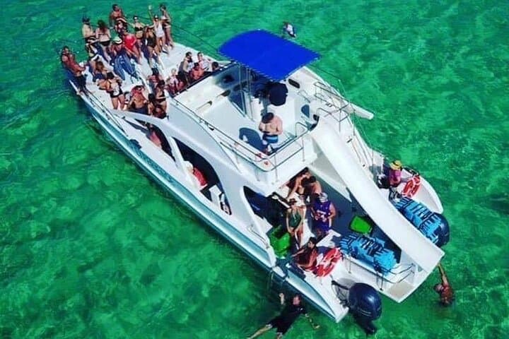 Punta Cana Party Boat: Snorkel, Open Bar & Natural Pool Cruise photo 6