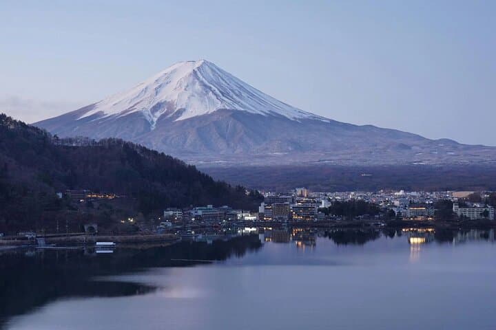 Private Mount Fuji and Lake Kawaguchiko Day Tour from Tokyo photo 1