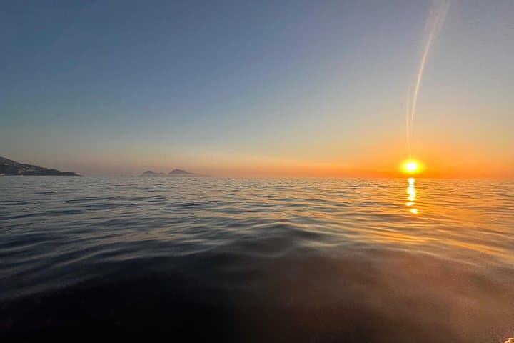 Sorrento Sunset Private Boat Tour: Private Boat Charter at Golden Hour photo 4