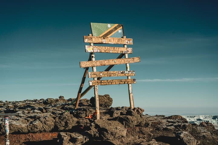 8-Day Kilimanjaro Lemosho Route: Private Guided Trek to Uhuru Peak