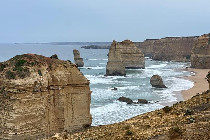 Private Luxury Great Ocean Road Tour to the Twelve Apostles — Full-Day Coastal Experience photo 3