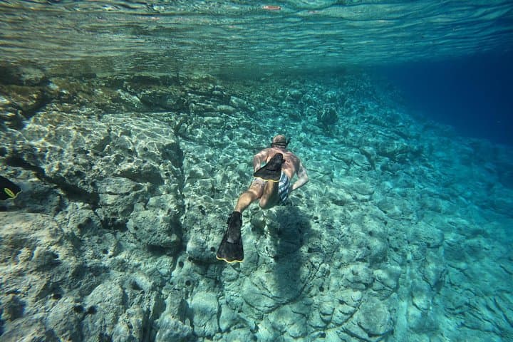 Private Snorkeling Boat Trip from Heraklion — Hidden Reefs & Underwater Ruins photo 3