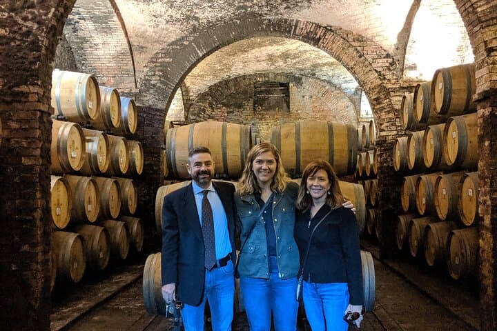 Full-Day Siena, San Gimignano & Chianti Private Tour from Cortona: Wine, Towers & Medieval Streets photo 5