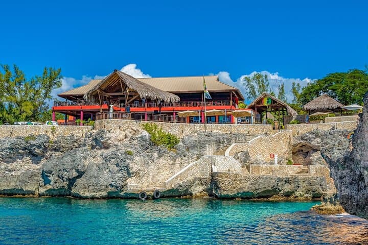 Negril Seven Mile Beach and Rick's Cafe: Day Trip from Montego Bay