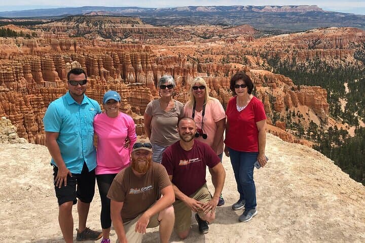 Bryce Canyon Private Tour: 3-Hour Guided Mini Bus to Hoodoos and Overlooks photo 2