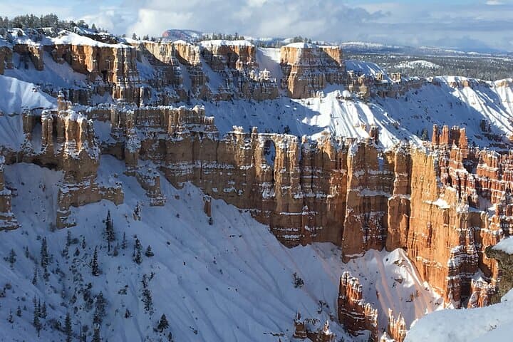 Bryce Canyon Private Tour: 3-Hour Guided Mini Bus to Hoodoos and Overlooks photo 6