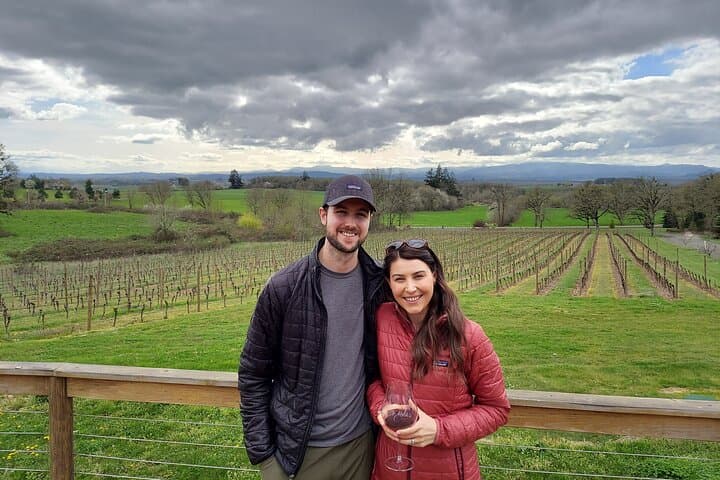 Private Willamette Valley Character Winery Tour: Small-Group Tastings & Vineyard Views