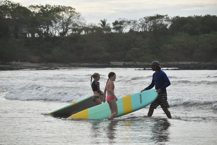 Certified Surf Lessons in Tamarindo — 2-Hour Private Session with Local Instructor photo 3