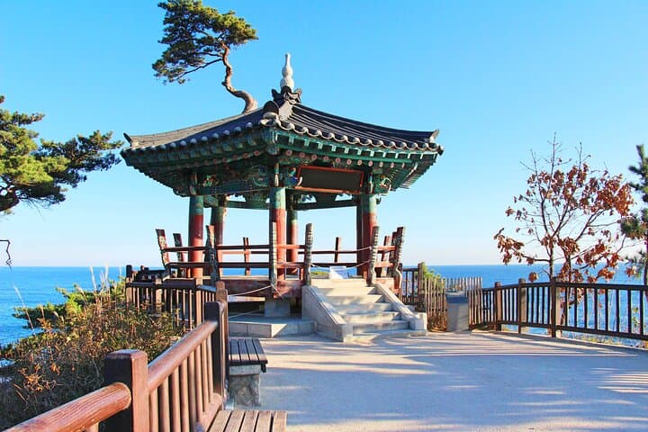 Seorak Mountain & Naksansa Temple: One-Day Hike and Coastal Temple Tour from Seoul photo 3