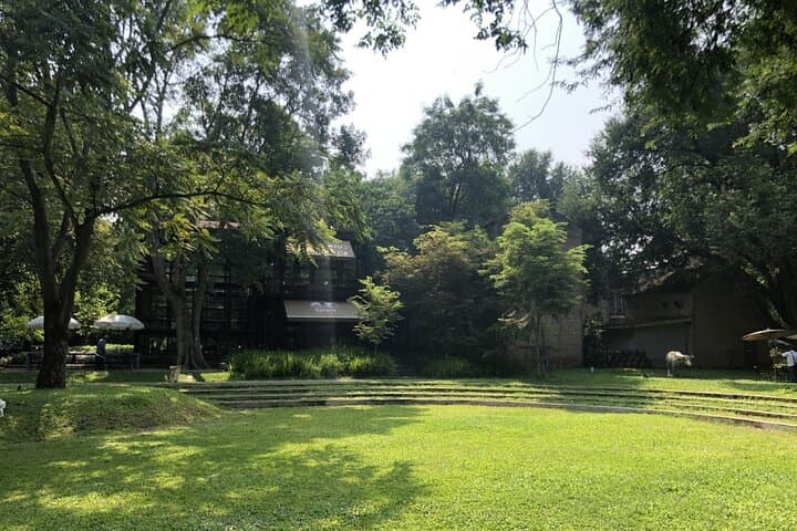 Chiang Mai Doi Suthep Private Day Tour — Temple, Trails & Waterfalls photo 2