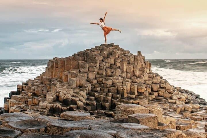 Private Giants Causeway & Antrim Coast Luxury Tour from Belfast — 7-Hour Itinerary