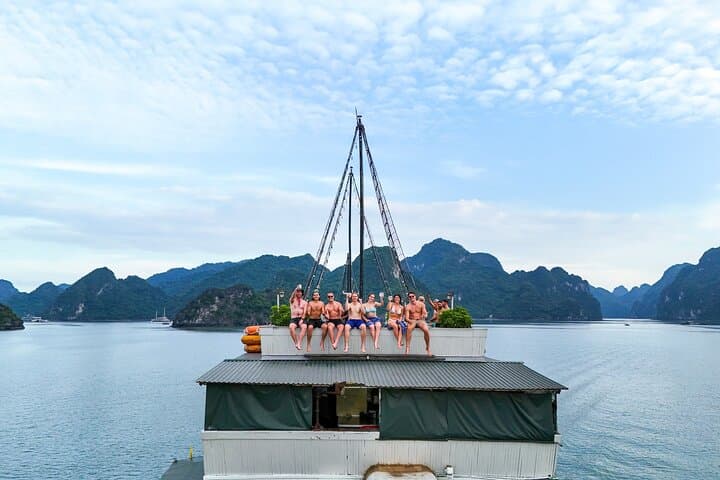 Oasis Bay Party Cruise: Overnight Halong Bay Adventure with Kayaks & Trampoline photo 4